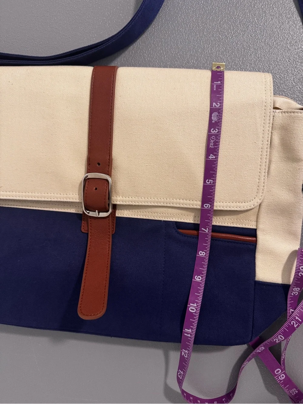 Miche canvas messenger